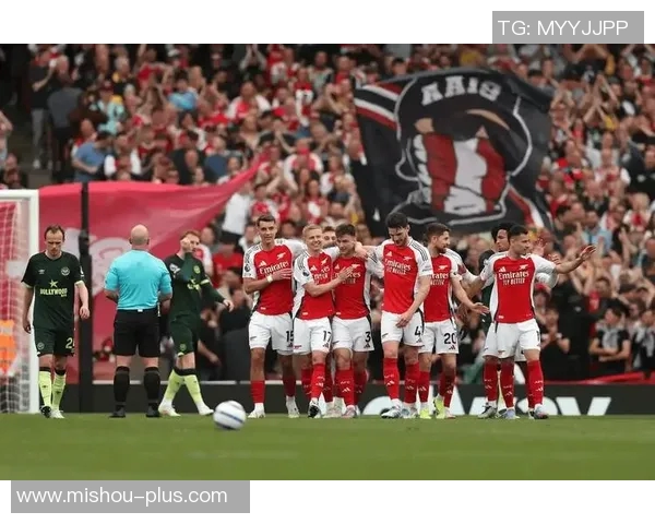 曼城与利物浦激战正酣图文直播全程回顾与精彩瞬间分析